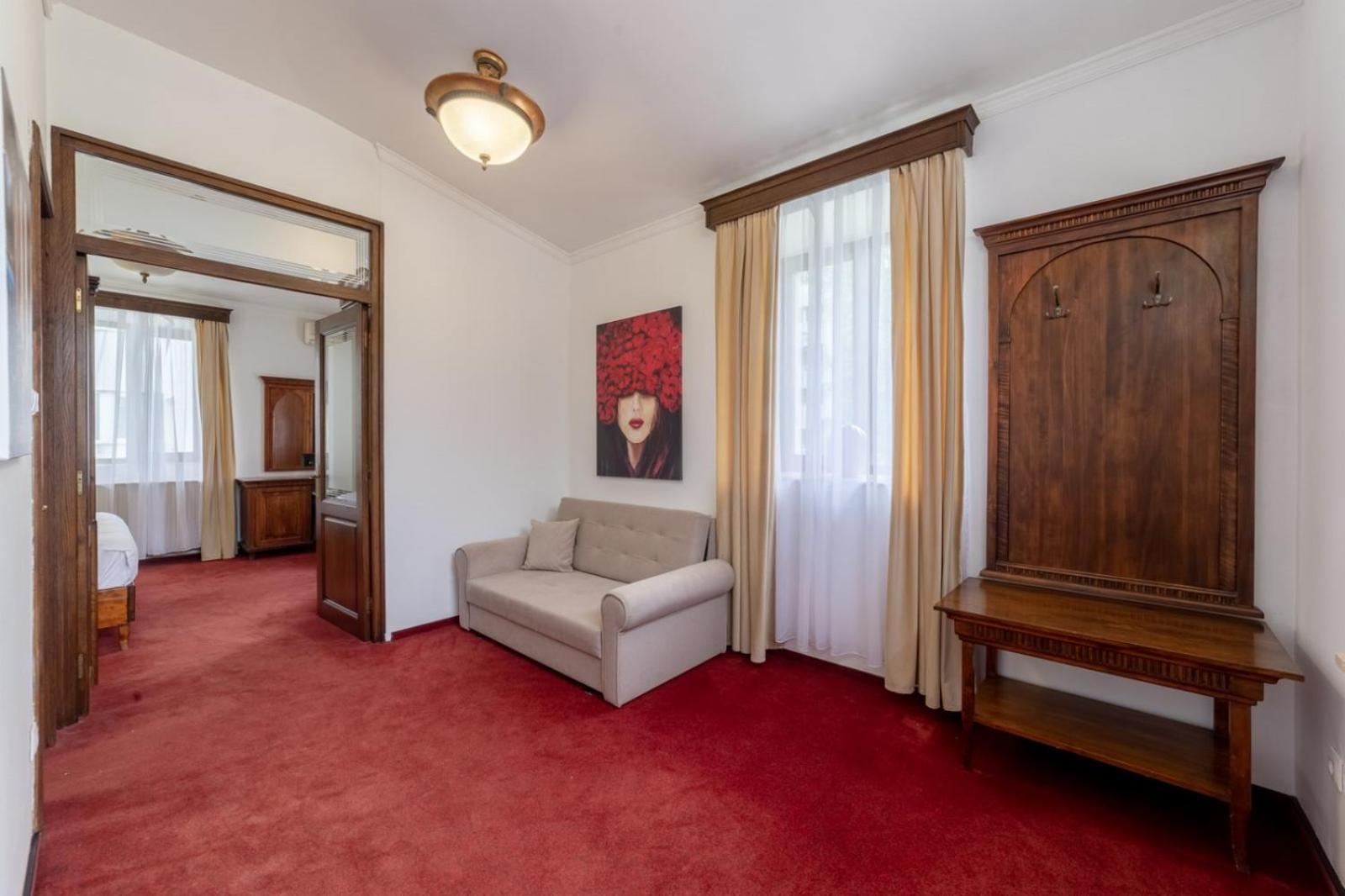 בוקרשט Arc De Triomphe By Citybookings מראה חיצוני תמונה